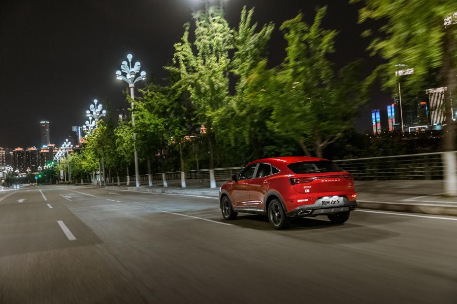  Dongfeng Fengguang iX5 2018 года  (фото 13 из 37)
